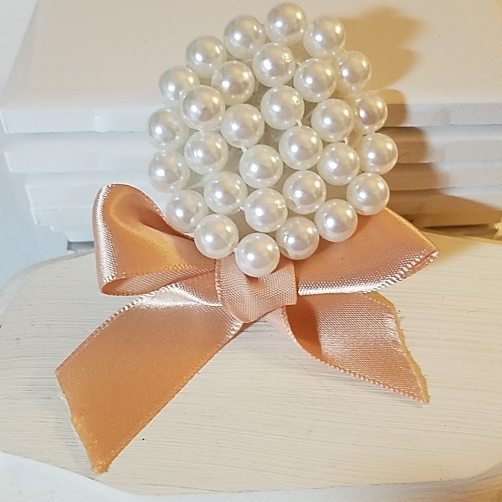 Handmade Vintage Pearl & Bow Pin 3"